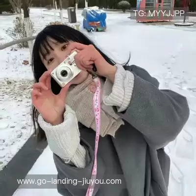 滑璇鸣
